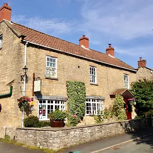 Plumpton Court Nawton